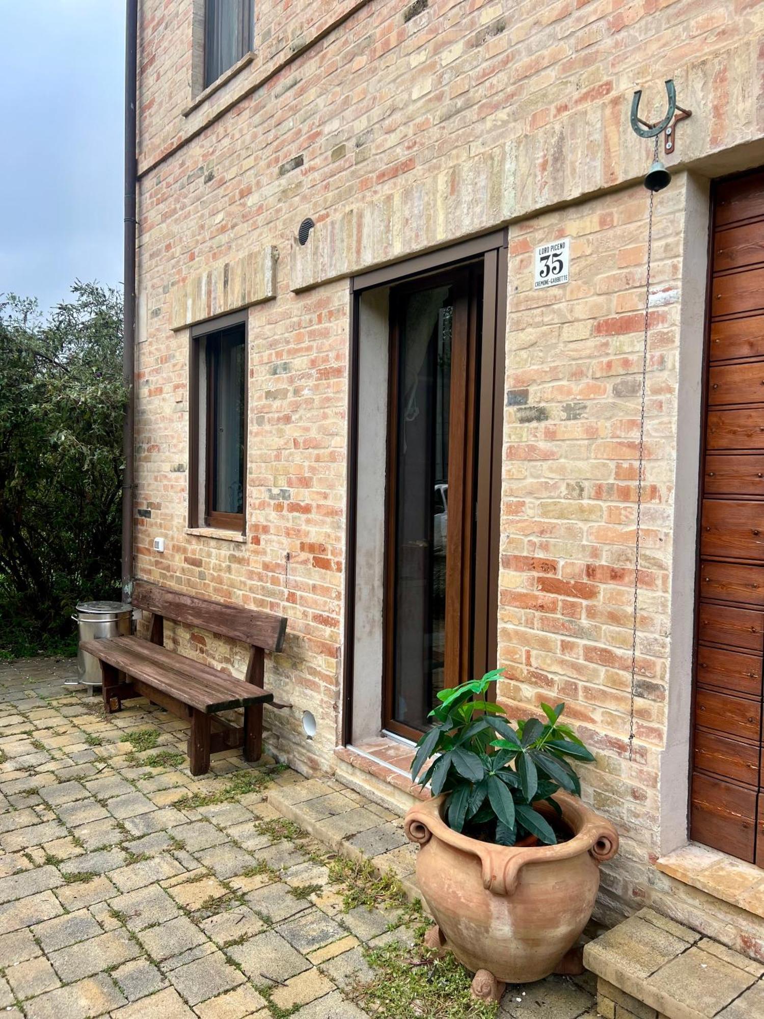 Tenuta Gran Bosco Loro Piceno Екстериор снимка