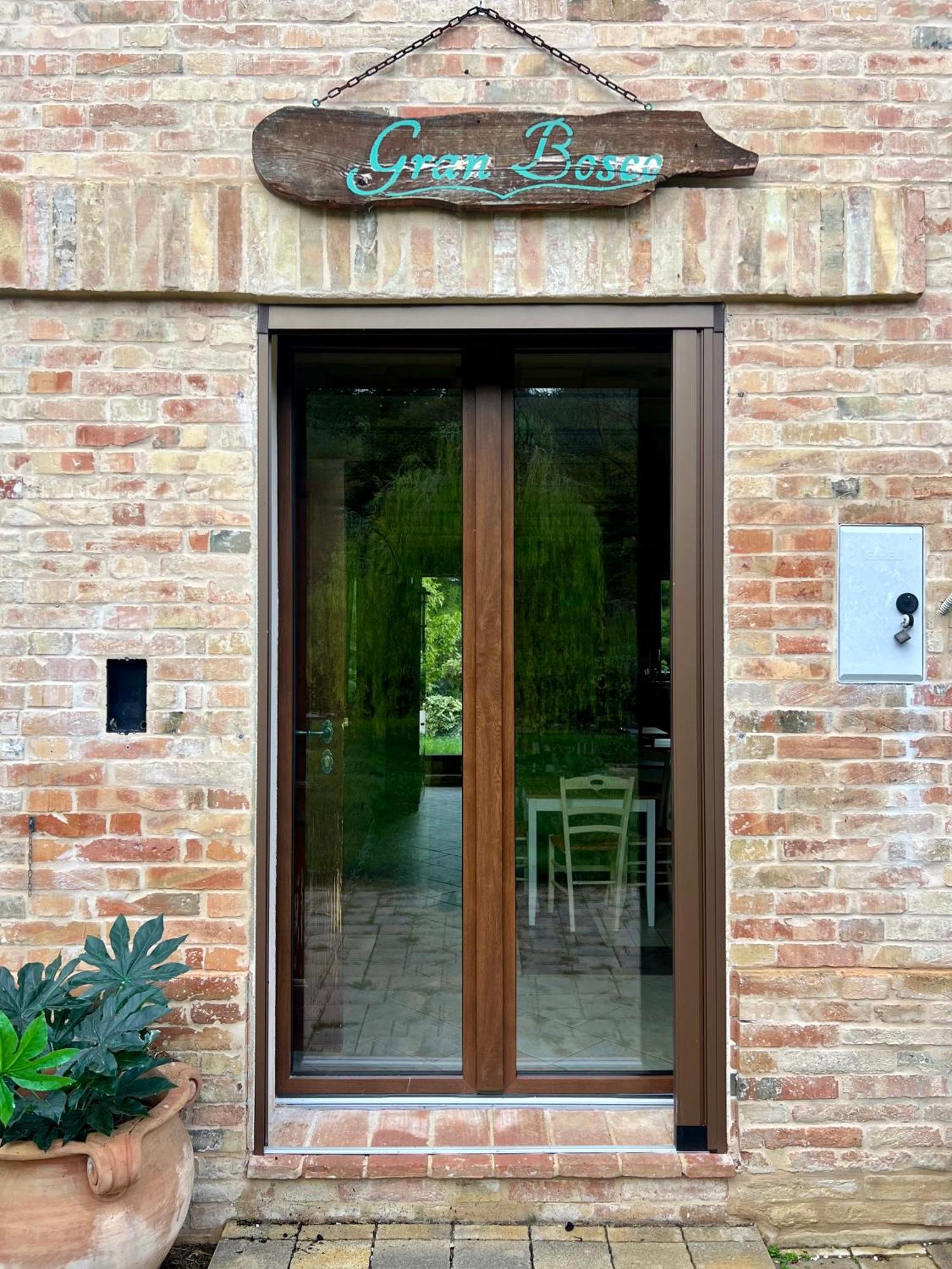 Tenuta Gran Bosco Loro Piceno Екстериор снимка
